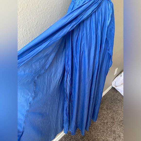 Lulu’s Blue Maxi Dress - Picture 9 of 15